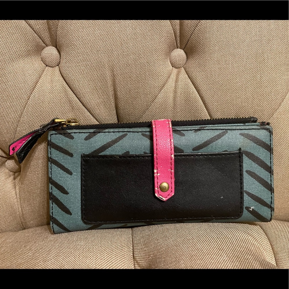 Fossil wallet